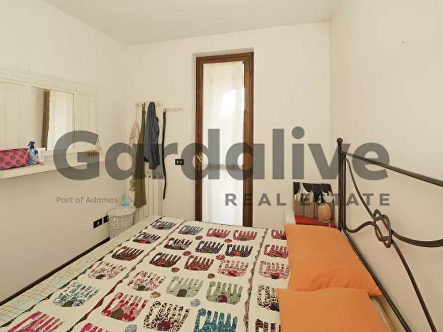 Immagine 9 di Appartamento in vendita  in via Belvedere a Manerba Del Garda