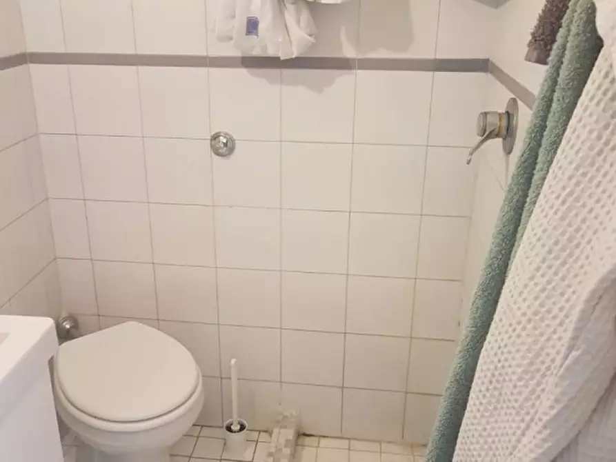 Immagine 2 di Appartamento in affitto  in Via Pessina 26 a Napoli