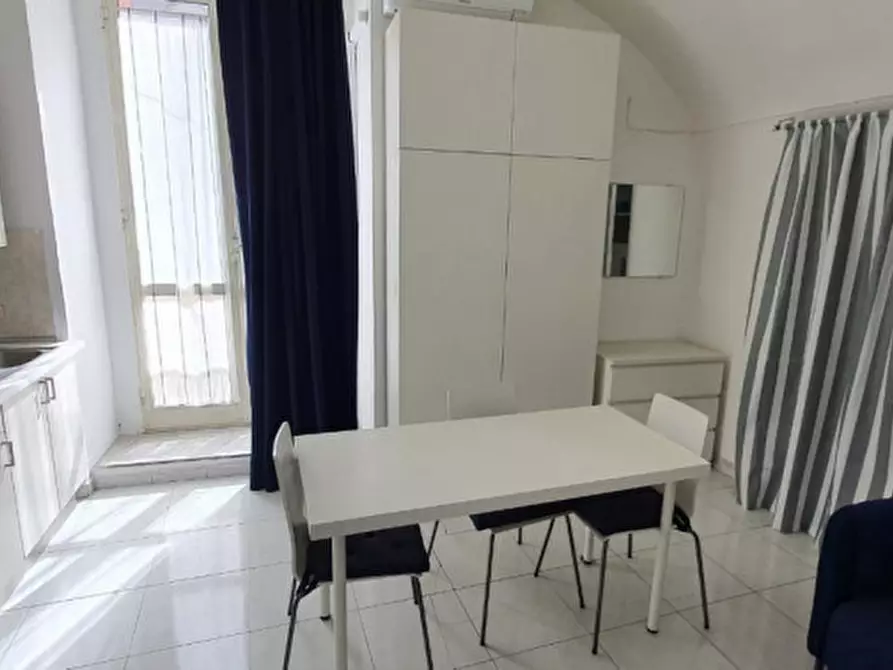 Immagine 4 di Appartamento in affitto  in Via Pessina 26 a Napoli