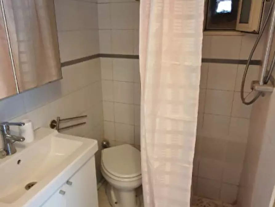 Immagine 11 di Appartamento in affitto  in Via Pessina 26 a Napoli