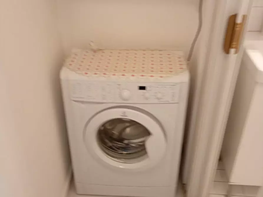 Immagine 21 di Appartamento in affitto  in Via Pessina 26 a Napoli