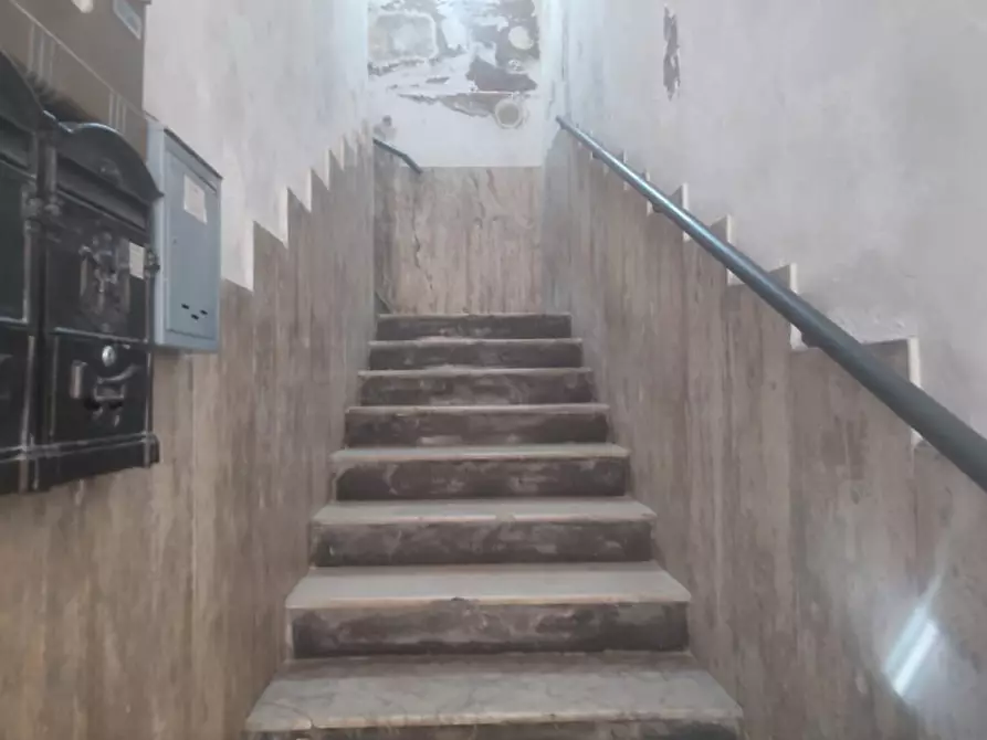 Immagine 34 di Appartamento in affitto  in Via Pessina 26 a Napoli