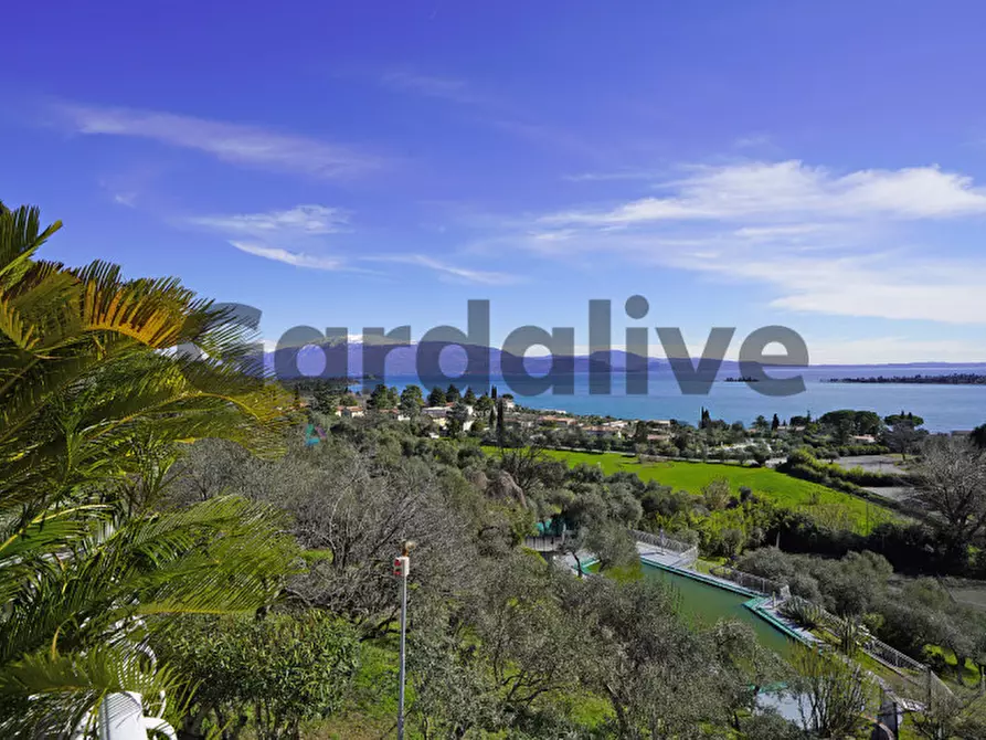 Immagine 6 di Villa in vendita  in Via Teodora Bresciani a Manerba Del Garda