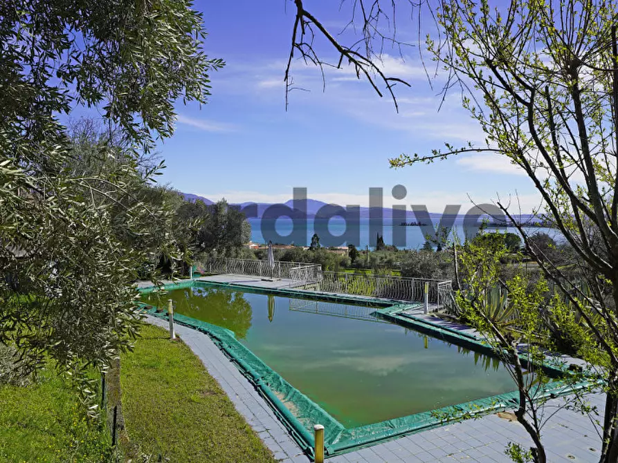 Immagine 15 di Villa in vendita  in Via Teodora Bresciani a Manerba Del Garda