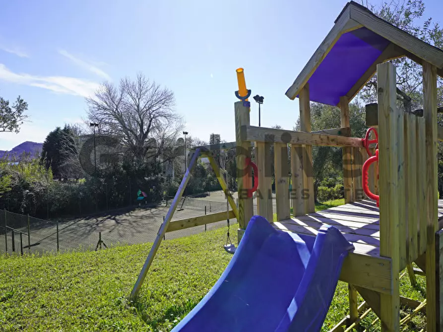 Immagine 19 di Villa in vendita  in Via Teodora Bresciani a Manerba Del Garda