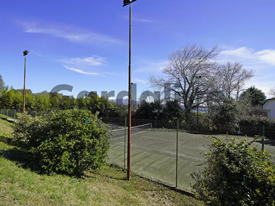 Immagine 20 di Villa in vendita  in Via Teodora Bresciani a Manerba Del Garda