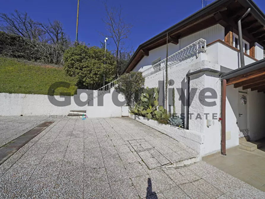 Immagine 31 di Villa in vendita  in Via Teodora Bresciani a Manerba Del Garda