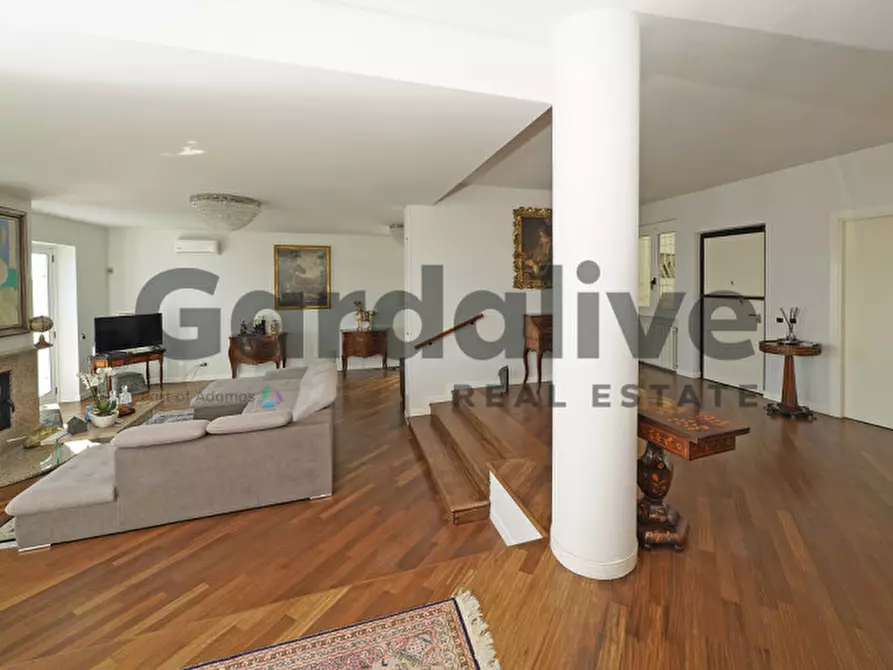 Immagine 59 di Villa in vendita  in Via Teodora Bresciani a Manerba Del Garda