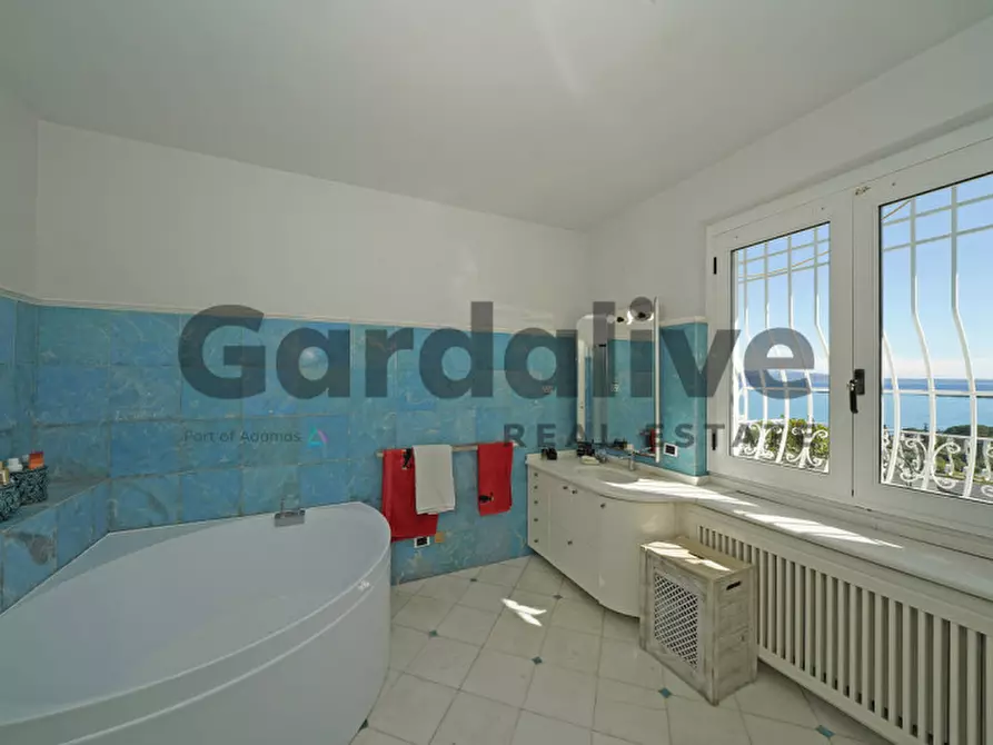 Immagine 66 di Villa in vendita  in Via Teodora Bresciani a Manerba Del Garda