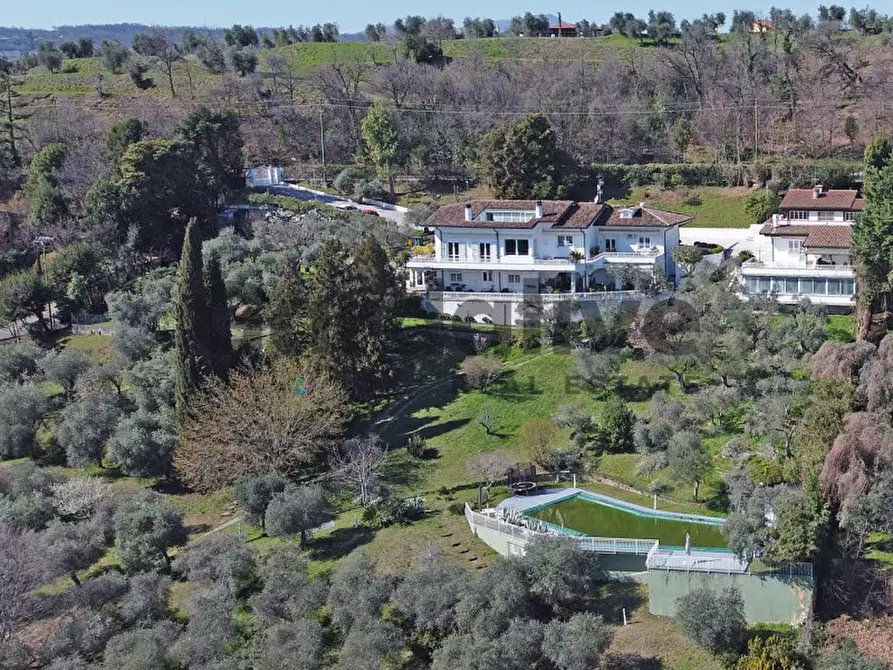 Immagine 84 di Villa in vendita  in Via Teodora Bresciani a Manerba Del Garda