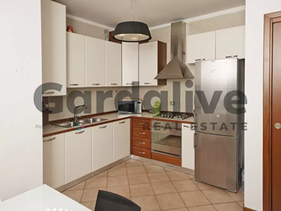 Immagine 4 di Appartamento in vendita  in Via Belvedere a Manerba Del Garda