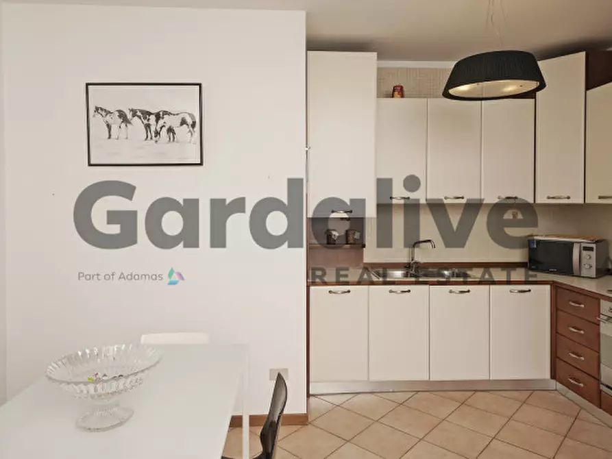 Immagine 4 di Appartamento in vendita  in Via Belvedere a Manerba Del Garda