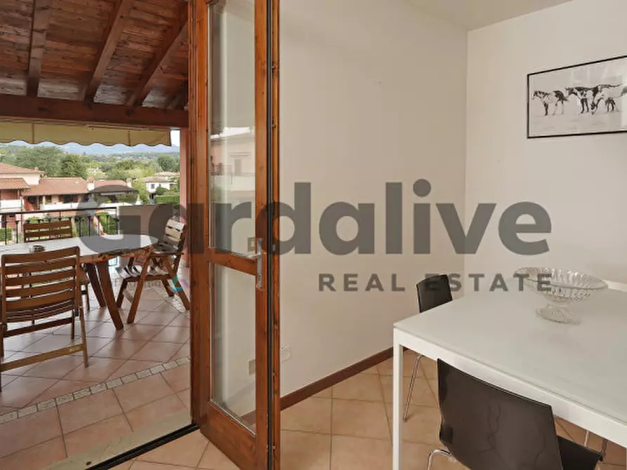 Immagine 6 di Appartamento in vendita  in Via Belvedere a Manerba Del Garda