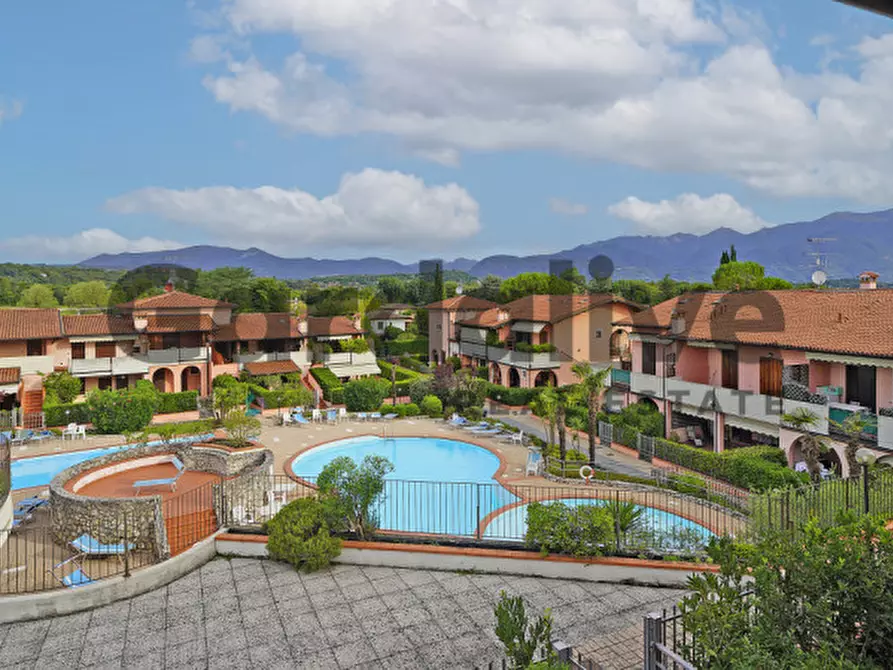 Immagine 10 di Appartamento in vendita  in Via Belvedere a Manerba Del Garda