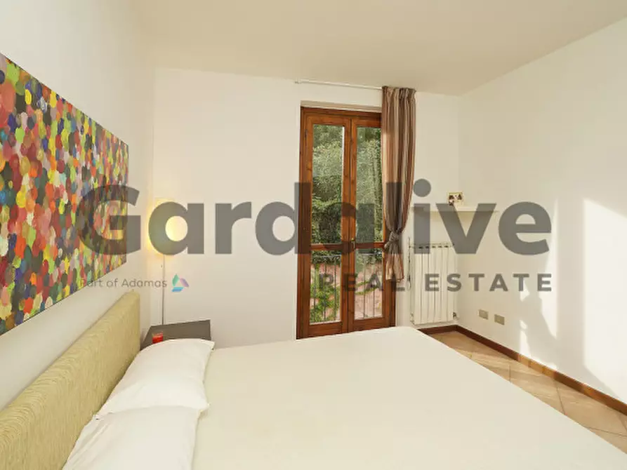 Immagine 15 di Appartamento in vendita  in Via Belvedere a Manerba Del Garda