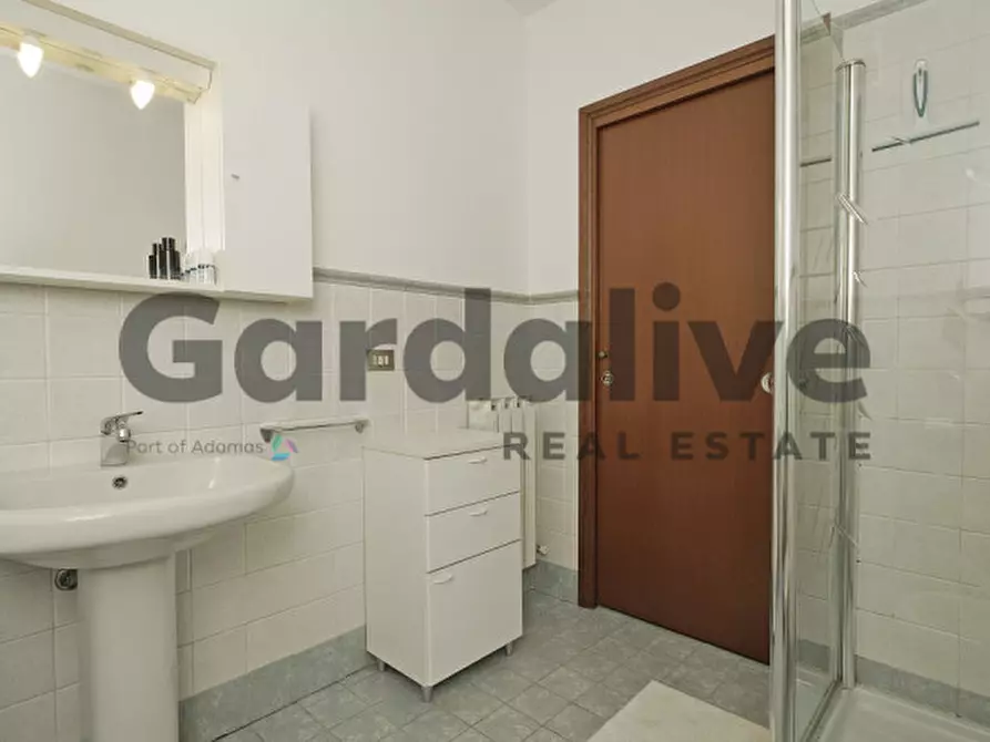 Immagine 20 di Appartamento in vendita  in Via Belvedere a Manerba Del Garda