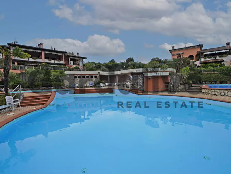 Immagine 22 di Appartamento in vendita  in Via Belvedere a Manerba Del Garda