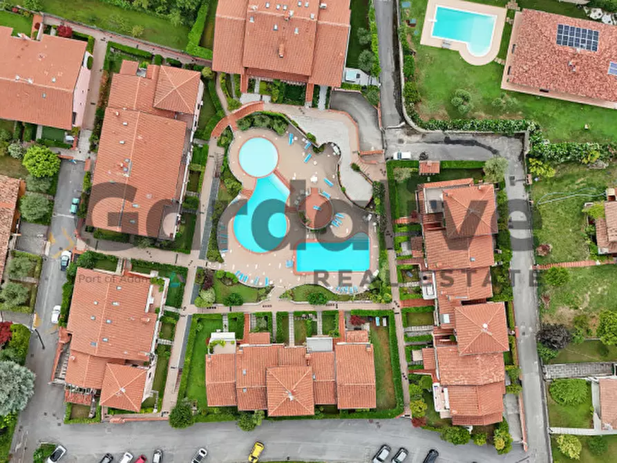 Immagine 30 di Appartamento in vendita  in Via Belvedere a Manerba Del Garda