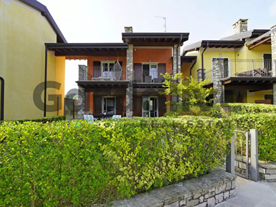 Immagine 5 di Casa indipendente in vendita  in Via Belvedere a Manerba Del Garda