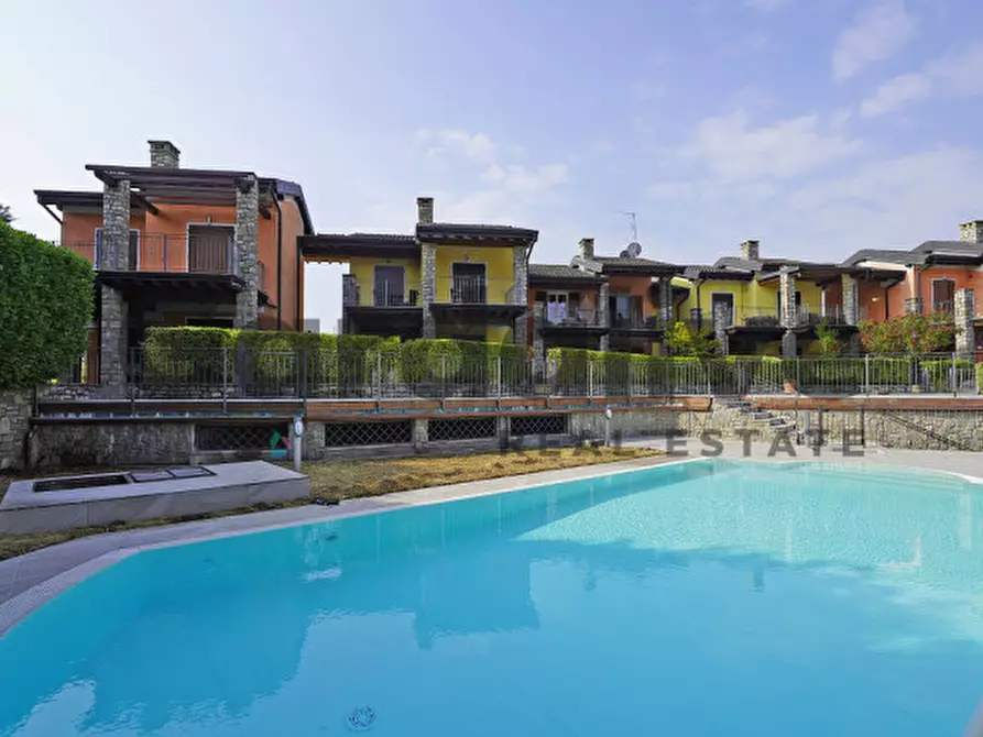 Immagine 6 di Casa indipendente in vendita  in Via Belvedere a Manerba Del Garda