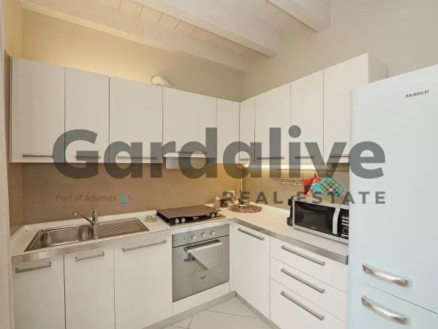 Immagine 13 di Casa indipendente in vendita  in Via Belvedere a Manerba Del Garda