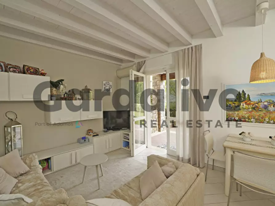 Immagine 14 di Casa indipendente in vendita  in Via Belvedere a Manerba Del Garda