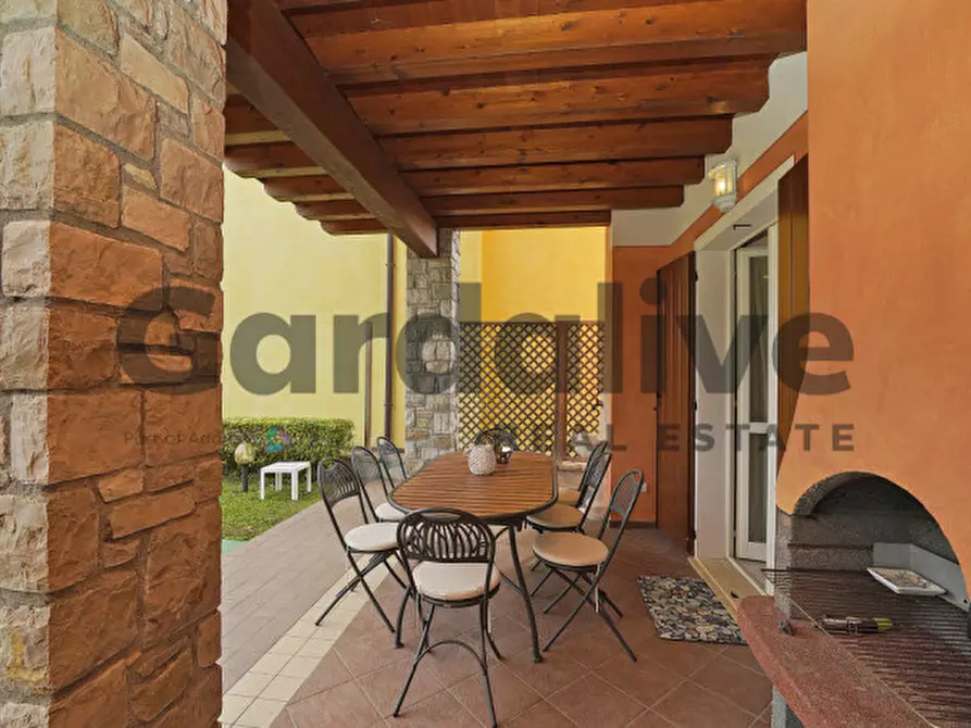 Immagine 18 di Casa indipendente in vendita  in Via Belvedere a Manerba Del Garda