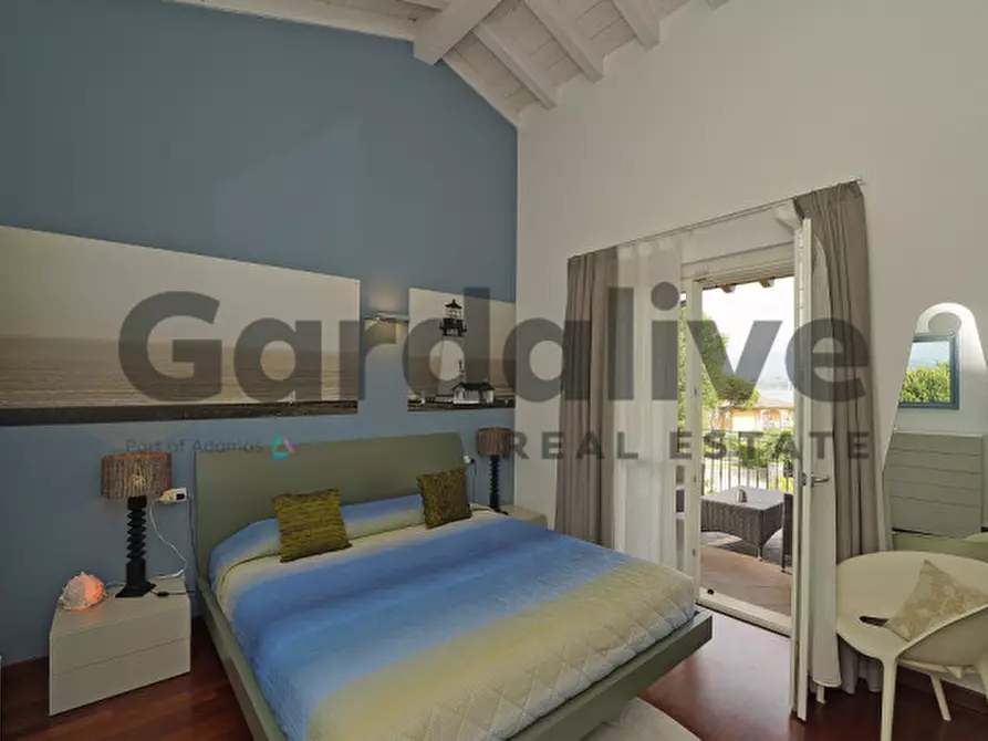 Immagine 24 di Casa indipendente in vendita  in Via Belvedere a Manerba Del Garda