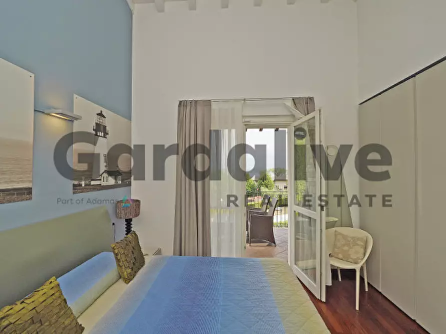 Immagine 25 di Casa indipendente in vendita  in Via Belvedere a Manerba Del Garda