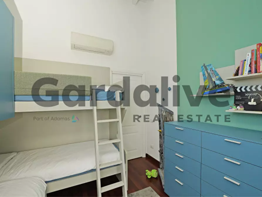 Immagine 32 di Casa indipendente in vendita  in Via Belvedere a Manerba Del Garda