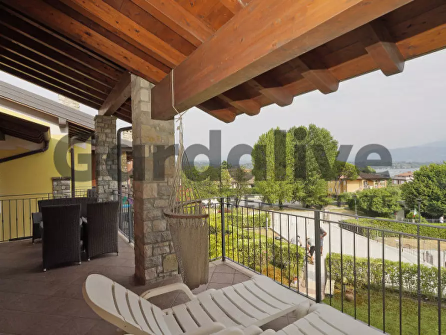 Immagine 37 di Casa indipendente in vendita  in Via Belvedere a Manerba Del Garda