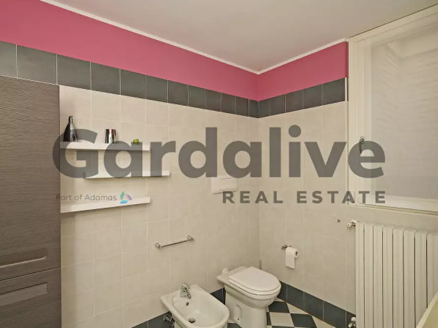 Immagine 42 di Casa indipendente in vendita  in Via Belvedere a Manerba Del Garda