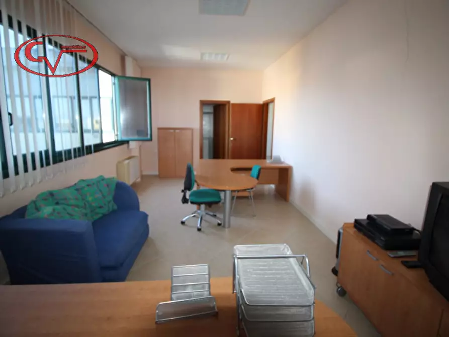 Immagine 4 di Ufficio in vendita  in via roma a Loro Ciuffenna