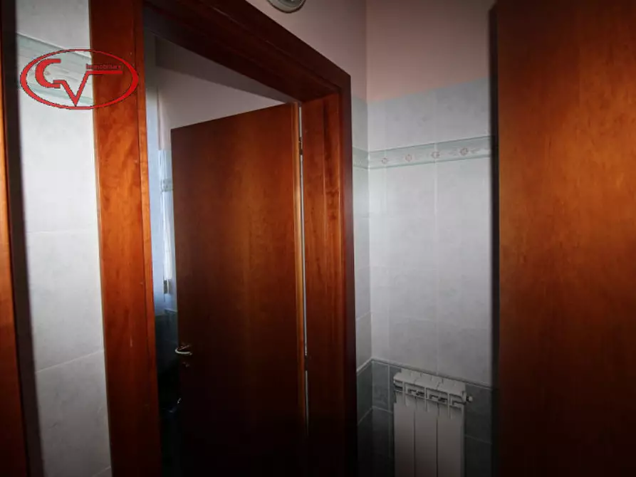 Immagine 7 di Ufficio in vendita  in via roma a Loro Ciuffenna