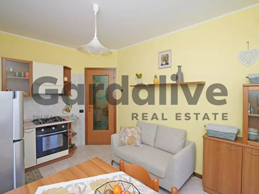 Immagine 5 di Appartamento in vendita  in Via XX settembre a Manerba Del Garda