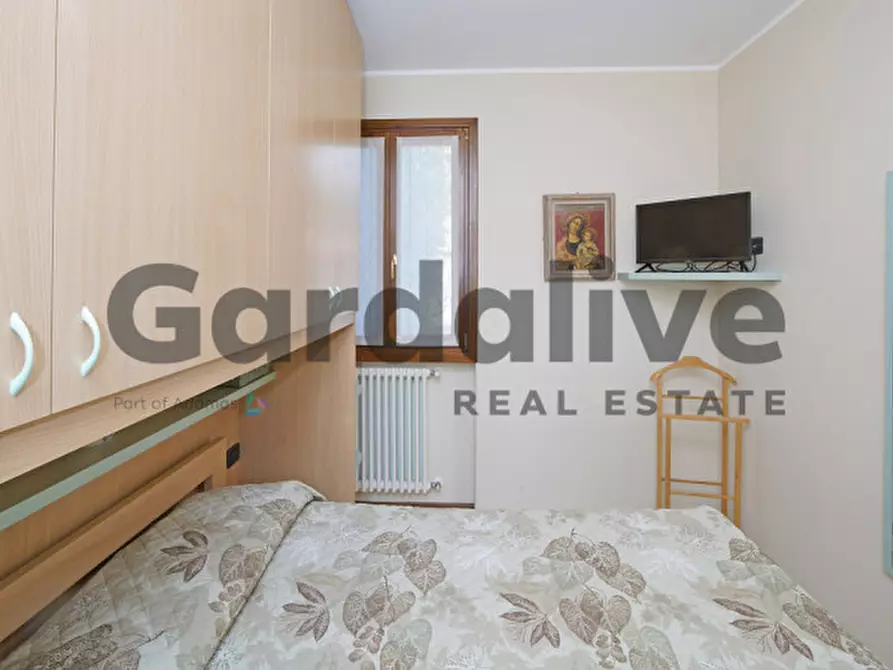 Immagine 10 di Appartamento in vendita  in Via XX settembre a Manerba Del Garda