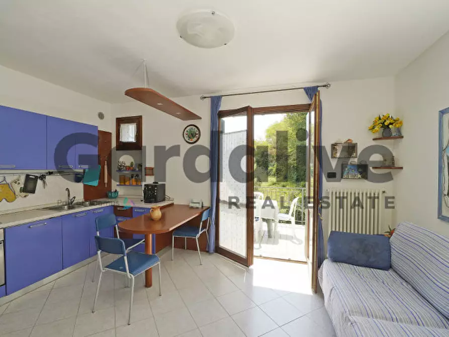 Immagine 3 di Appartamento in vendita  in Viale Catullo a Manerba Del Garda