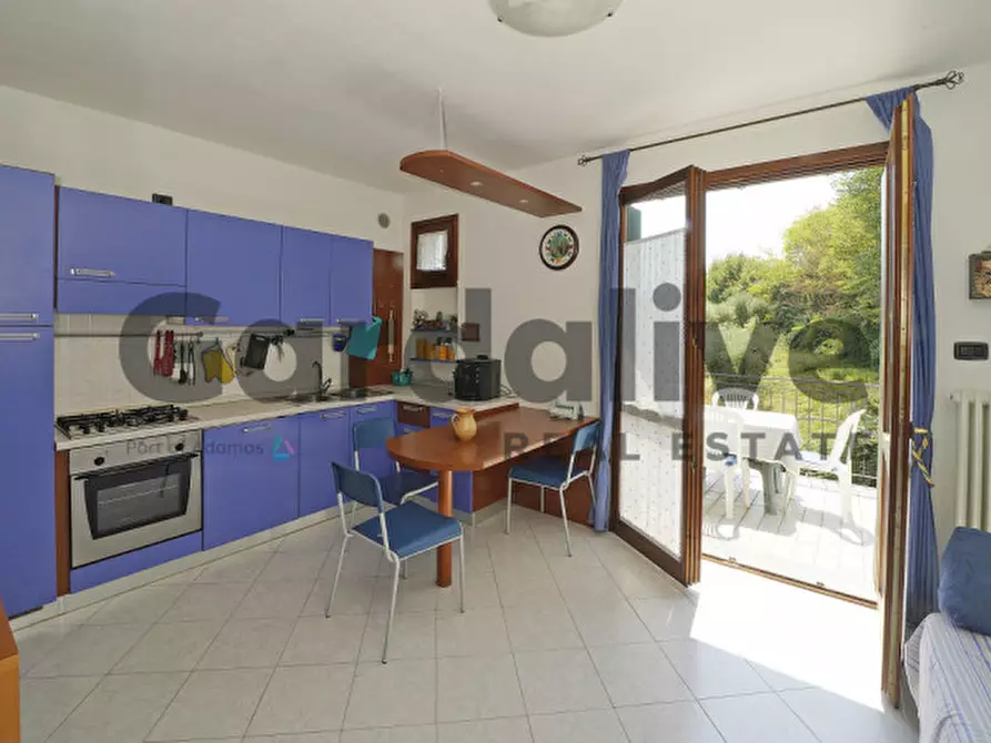 Immagine 5 di Appartamento in vendita  in Viale Catullo a Manerba Del Garda