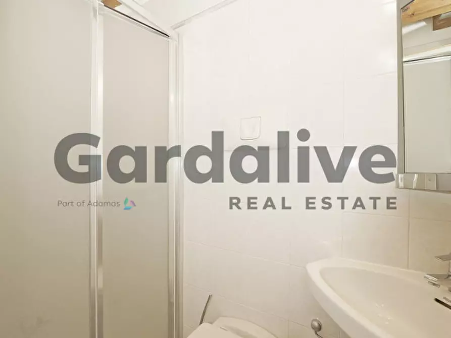 Immagine 15 di Appartamento in vendita  in Viale Catullo a Manerba Del Garda