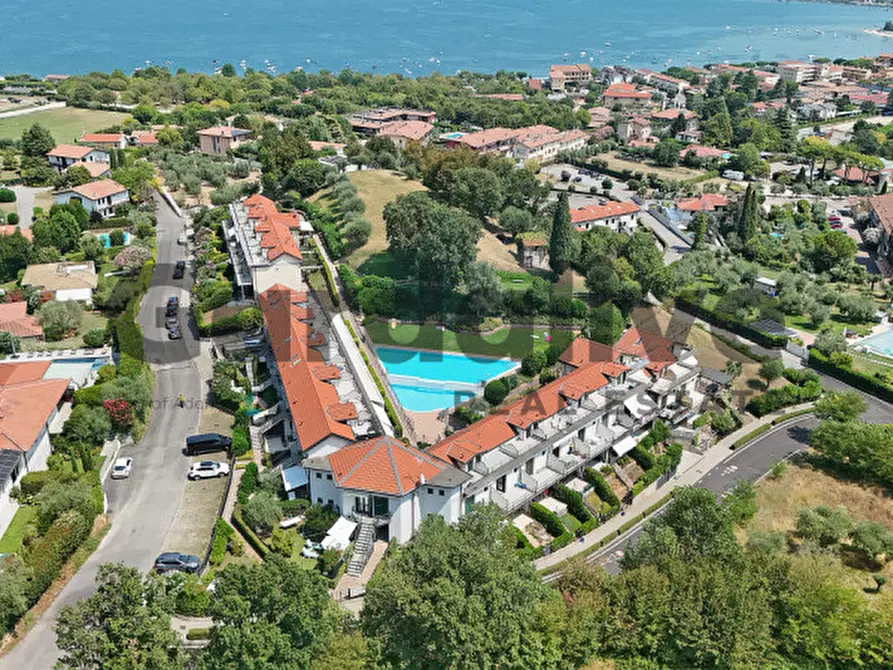 Immagine 33 di Appartamento in vendita  in Viale Catullo a Manerba Del Garda