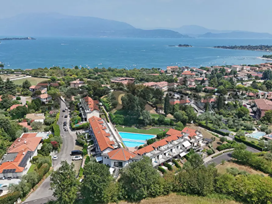 Immagine 34 di Appartamento in vendita  in Viale Catullo a Manerba Del Garda