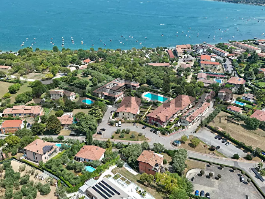 Immagine 38 di Appartamento in vendita  in Viale Catullo a Manerba Del Garda