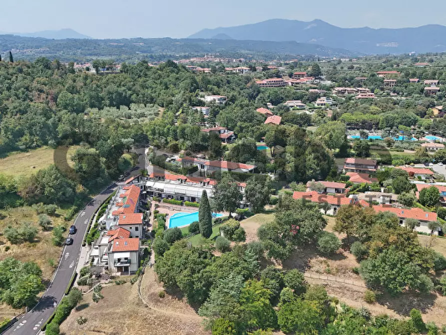 Immagine 42 di Appartamento in vendita  in Viale Catullo a Manerba Del Garda