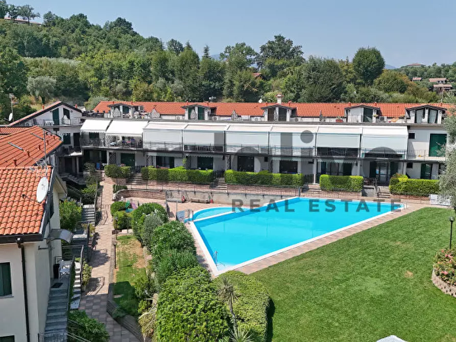 Immagine 49 di Appartamento in vendita  in Viale Catullo a Manerba Del Garda