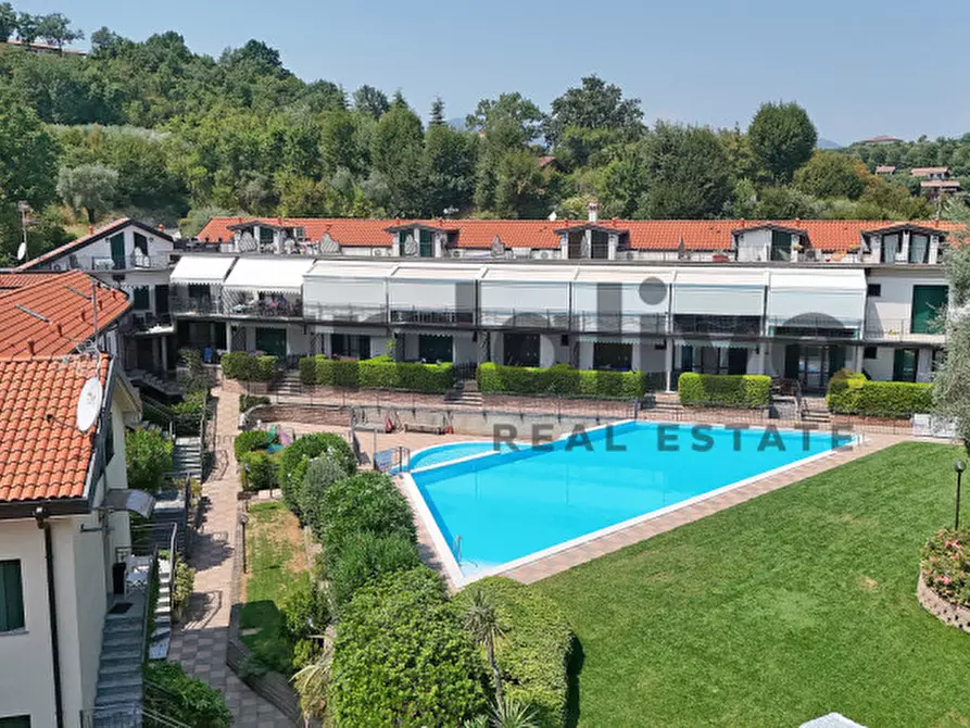 Immagine 50 di Appartamento in vendita  in Viale Catullo a Manerba Del Garda