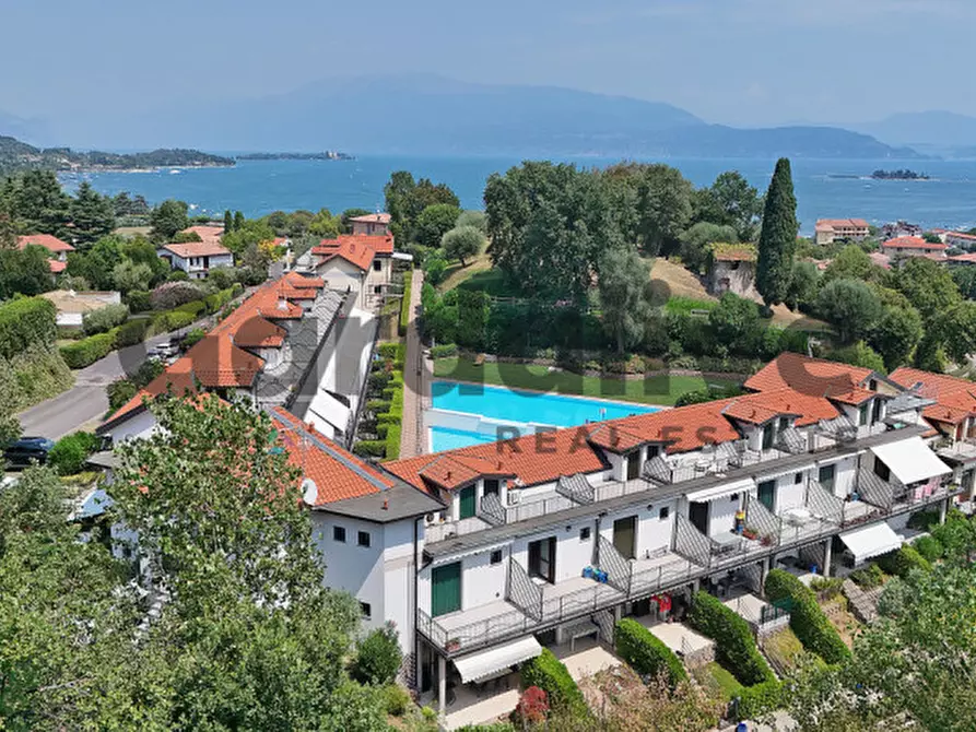 Immagine 52 di Appartamento in vendita  in Viale Catullo a Manerba Del Garda