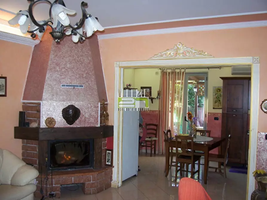 Immagine 2 di Villetta a schiera in vendita  a Avola