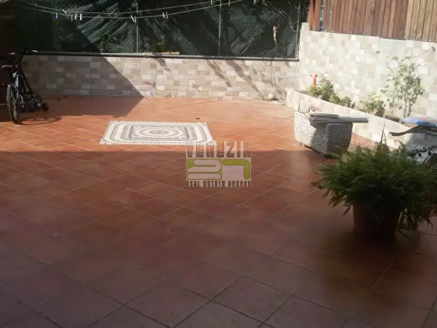 Immagine 18 di Villetta a schiera in vendita  a Avola