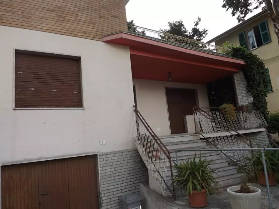 Immagine 26 di Palazzo in vendita  a Trecastelli