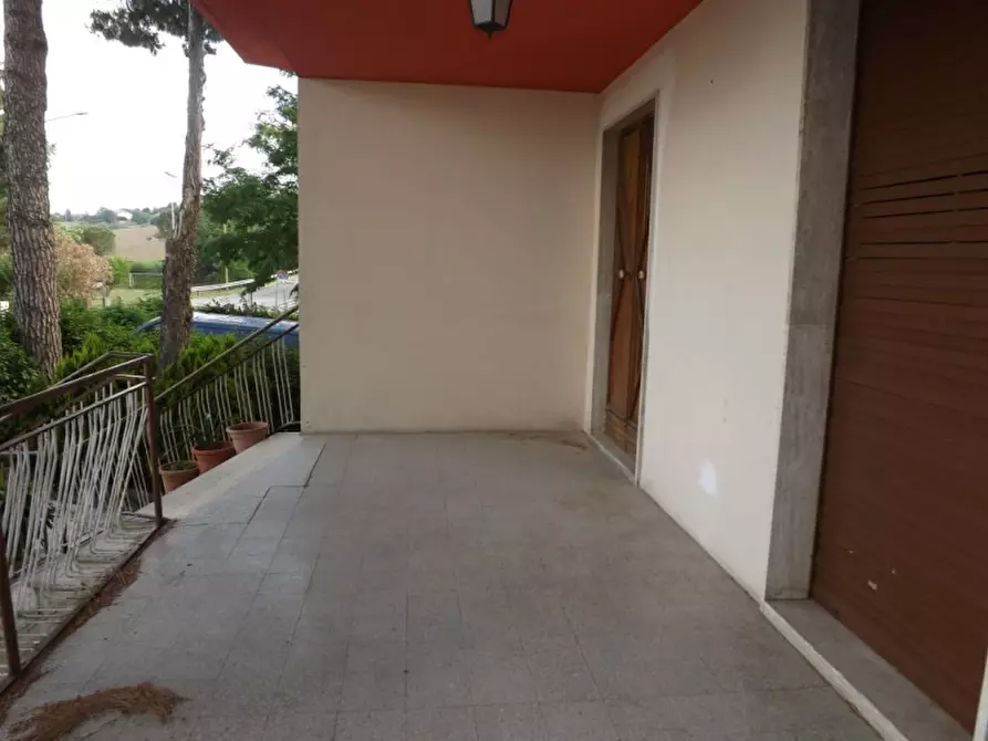 Immagine 29 di Palazzo in vendita  a Trecastelli